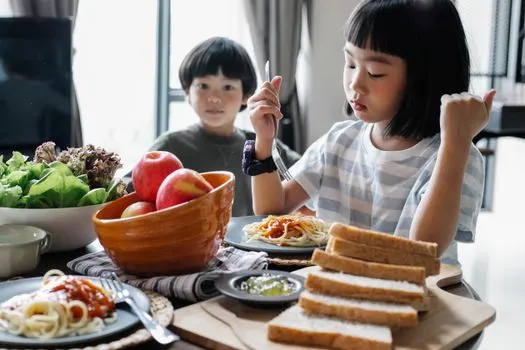 Kids today eat healthy — les enfants d'aujourd'hui mangent sainement