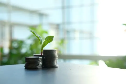 augmentation de salaire — povišica