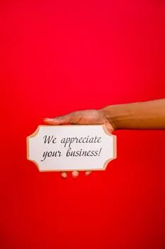 admirablement — admirably