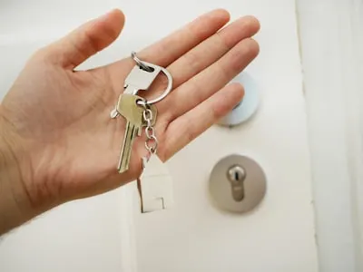 key handover — entrega de llaves