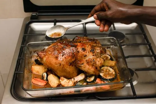 pečeno — roasted