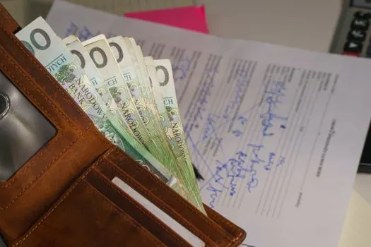 Quel est le salaire net ? — Koliko je neto plata?