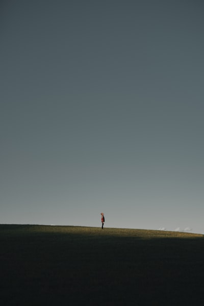 Dans le monde — Out there