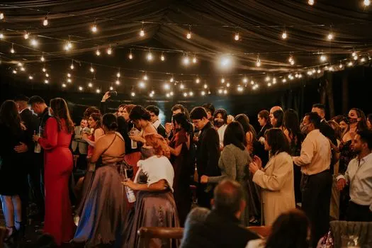 parti — Party