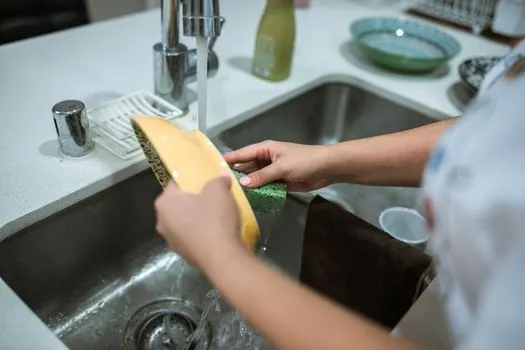 It's your turn to do the dishes — te toca fregar los platos